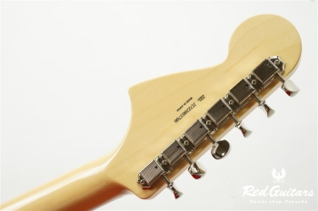 MADE IN JAPAN TRADITIONAL 60S JAGUAR - 3 Color Sunburst